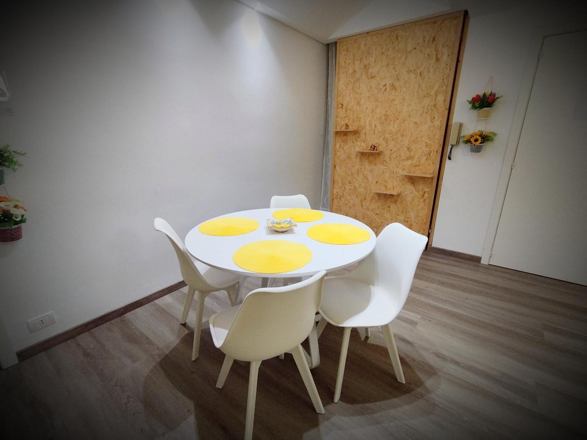 科米索Casa Cristina公寓 外观 照片